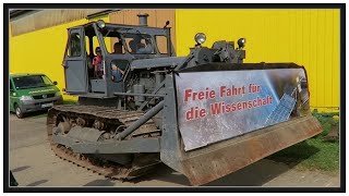 T 100 Russian Bulldozer Motor Start - Strenzfeld - 2015
