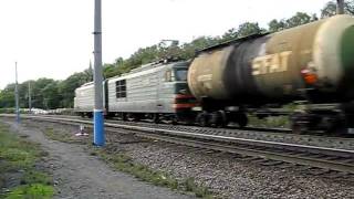 Встреча электровозов ВЛ10-696 и ВЛ10у-893