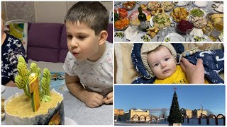 VLOG : Покрестили Ванечку / Наконец-то выпало много снега)) / Мама Вика