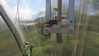 Автомат открытия форточки парника.