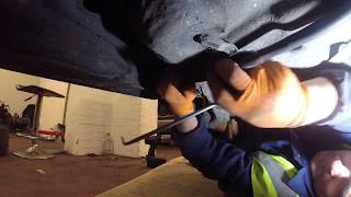 How to change the parking brake cable Opel VAUXHALL / How to change the parking brake cable Opel