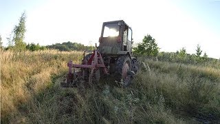 Самодельный трактор. Пашем поле по бурьяну!