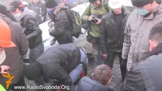 Зверства Майдана   Издевательства Майдановцев над пленными Солдатами