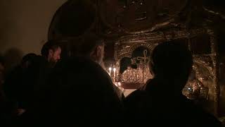 Молитва у МИРОТОЧИВЫХ ГЛАВ Киево Печерской лавры в Дальних пещерах- ИрИна