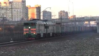 Тепловоз 2ТЭ116-905 с грузовым поездом