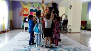 Открытое музыкальное занятие. Музыкально-ритмические движения