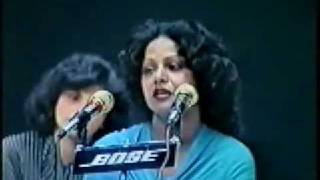 Barkha Rani - Apni Tabahiyoon Ka Kissi Say Gilla Nahi