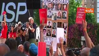 Palermo ricorda Borsellino, alle 16.58 minuto di silenzio in via D'Amelio