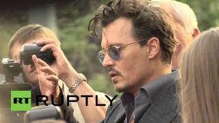 Russia: Moscow's women wooed by Johnny Depp
