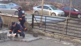 menekşe sokak kilitli parke yapımı öncesi02 01 2014