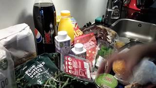 Juice Tasting & Burger at Marcellos | Weekly Vlog