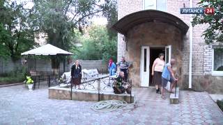 Луганск 24. Обстрел Дома престарелых в Луганске (18+). 28 июля 2014 г.