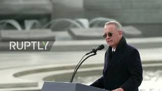 USA: Actor Tom Hanks remembers late Senator Robert J. Dole
