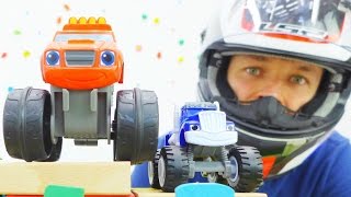 Чудо машинка Вспыш тренируется, чтобы выиграть гонки.