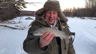 Зимняя рыбалка. Глухозимье на горной реке.