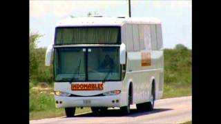 CAMION DE PASAJEROS. LOS INDOMABLES DE CEDRAL
