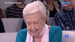 Abuela periodista - una mujer de 82 años estudiando en la Universidad