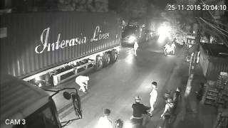 Đấu đầu Xe Container mà thoát khỏi lưỡi hái tử thần, Lắp đặt camera gọi ngay: 0946.79.81.83