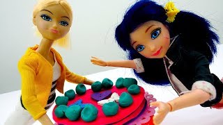 Хлоя и Маринетт – Чей десерт лучше? - Игрушки Леди Баг.