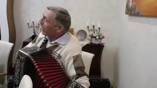 Куст калины! В вышитой сорочке, ворот на распашку Выйдет синий вечер погулять в луга
