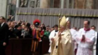 New amateur video of attack on pope