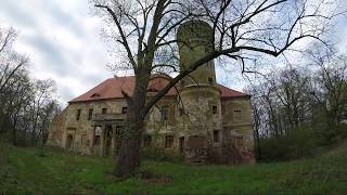Abandoned castle Poland (Ruiny Dworu Obronnego) April 2017 with Gopro Hero5