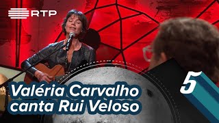 Valéria Carvalho canta Rui Veloso em bossa nova | 5 Para a Meia-Noite | RTP