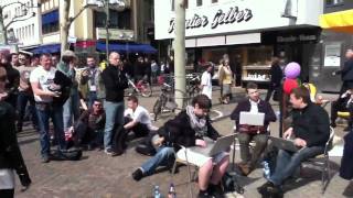 Apple Store Frankfurt iPad2 Schlange
