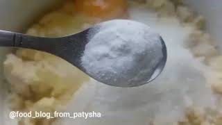 Сметанный пирог с фруктами