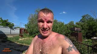 Хочу бассейн! Делаю основу... Немного о курочках!