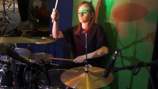 Hit Like a Girl 2017 - Drum mash up UK 18+ Champion