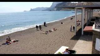 Пляж в Судаке. Крым. Начало мая 2011