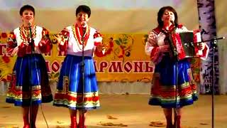 Девушки ЗАЖИГАЛОЧКИ! ❤️❤️❤️ Задорные песни о ЛЮБВИ под гармонь! ❤️ Трио РАДОСТЬ! Russian folk song!