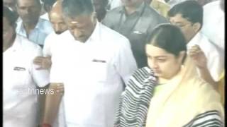 DEEPA MEETS O PANNEER SELVAM AT JAYA SAMADHI SUDDENLY|