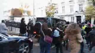 Michael Jackson leaves the Hempel Hotel