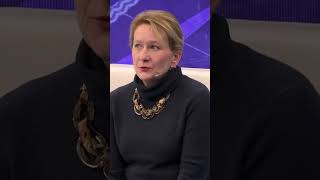 Секс не интересует | Гинеколог рассказала, во сколько лет лишается девственности молодёжь #shorts