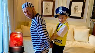 Police Girl DiDi Springis is searching and arresting rubber who took all toys - Second Part