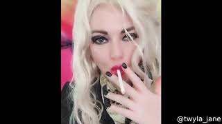 SMOKING GIRLS #15 | 2019