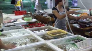Видео, которое меня очень сильно расстроило. Остров Хайнань в Китае.