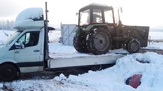 Погрузка трактора БЕЛАРУС МТЗ 82 на машину