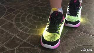Skechers Luminators