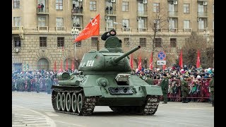 В Волгограде прошел парад, посвященный 75-летию Сталинградской Победы