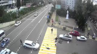 ДТП с байкером в Сочи 06.12.2016