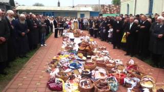 Освящение Пасхи в селe Mанылувка 2013 (Ruşi lipoveni)