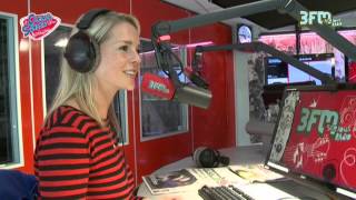 Chantal Janzen heeft een oogje op Eva Jinek