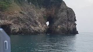 ถ้ำทะลุที่มาของชื่อเกาะทะลุ