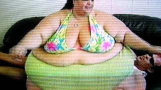 Patty Sanchez, goddess Patty I, squashing!