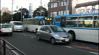 【救援】車両故障したバスをけん引する路線バス