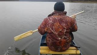 Спуск на воду и испытание деревянной лодки.