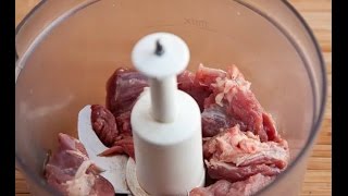Как измельчить МЯСО в БЛЕНДЕРЕ / мастер-класс от шеф-повара / Илья Лазерсон / Обед безбрачия